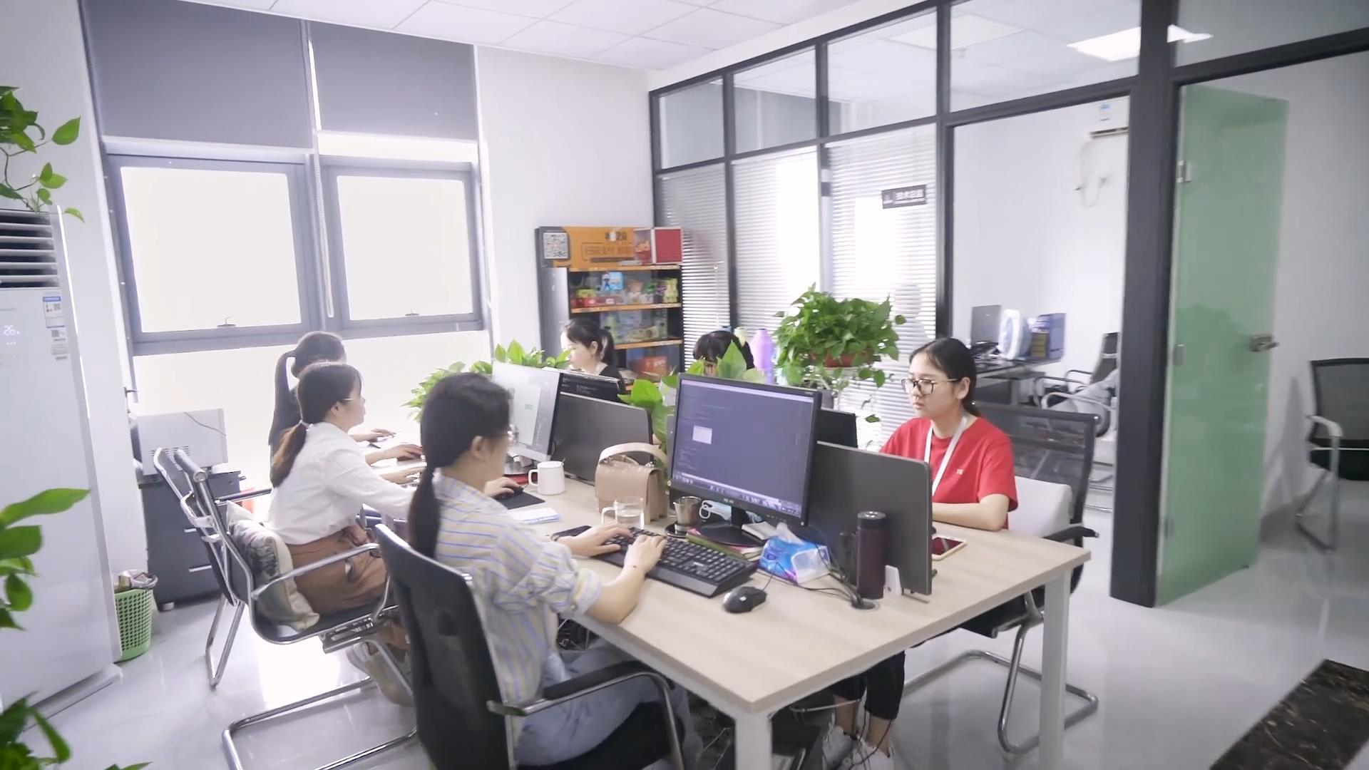 PG贵宾厅中小企业做官网有必要定制吗？靠谱PG贵宾厅网站建设公司怎么选