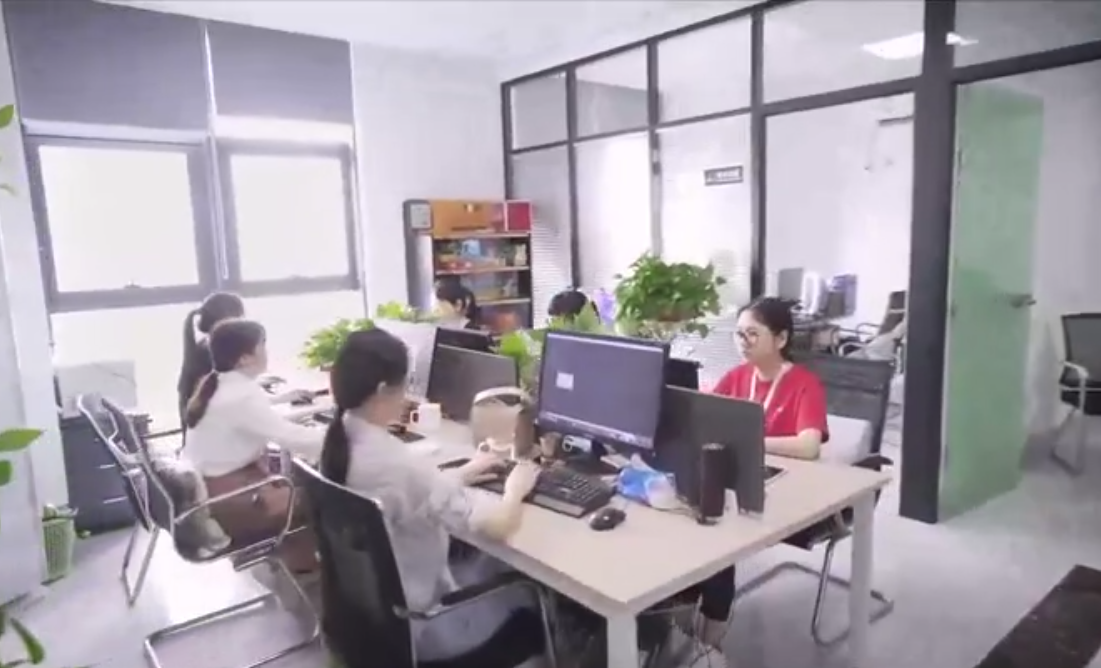 PG贵宾厅网站制作价格差距为什么这么大？5000元与3万元纯定制网站差别在哪？